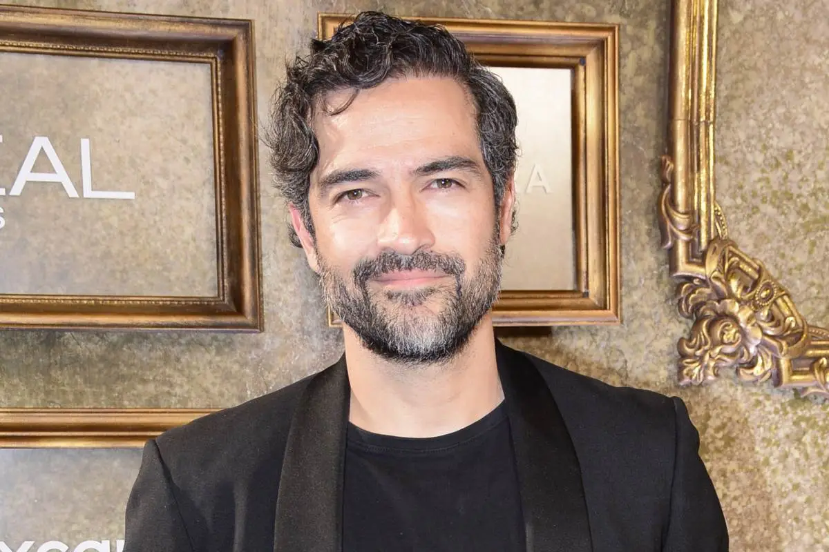 alfonso-herrera (2).jpg