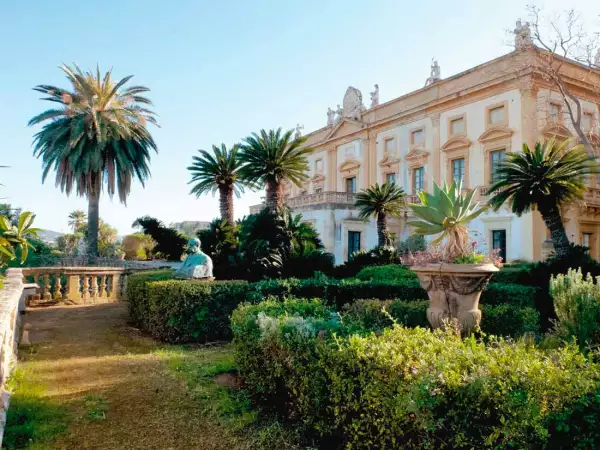 Villa Valguarnera: la mansión histórica en Italia que Dua Lipa y Callum Turner habrían elegido para celebrar su boda