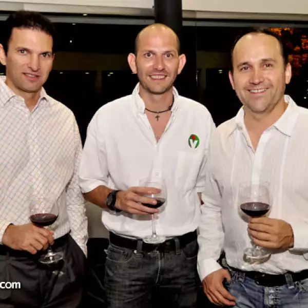 Héctor Vázquez, Alfredo Vázquez y Jesús Flores