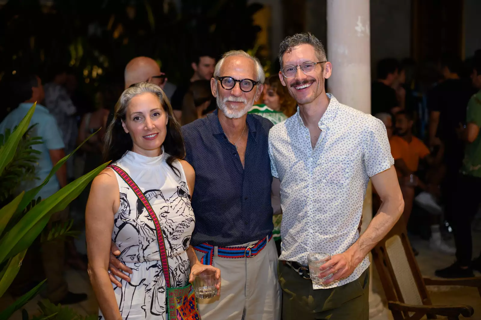 Laura Kirar, Richard Frazier y Roberth Hein