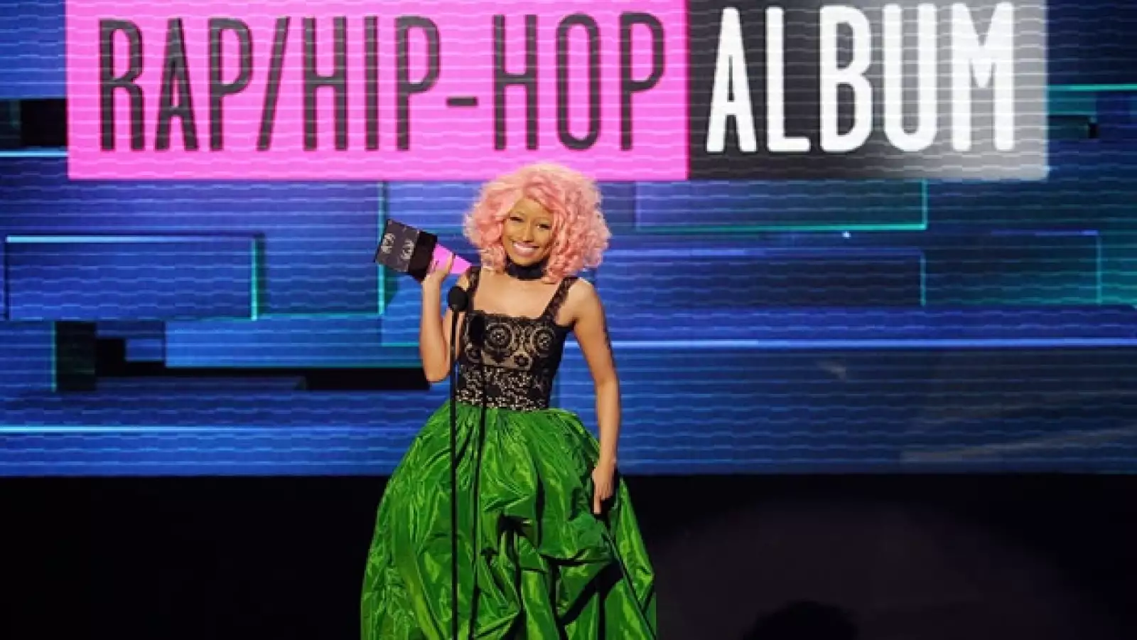 Nicki Minaj american music awards