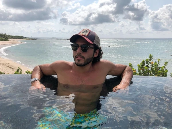 Darwin Angulo del Castillo sobrino de Kate del Castillo que es idéntico a la actriz