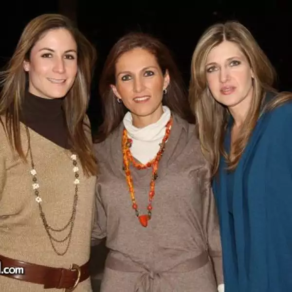 Ale Garciarulfo,Liza Esponda,Zuly Barba