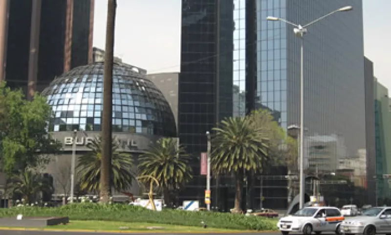 El mercado mexicano concluyó las operaciones en terreno positivo. (Foto: CNNExpansión)