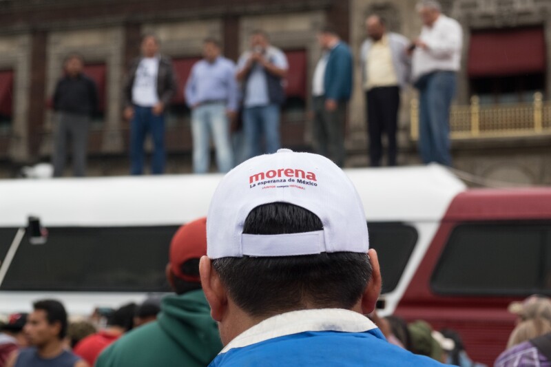 CNTE retoma poder