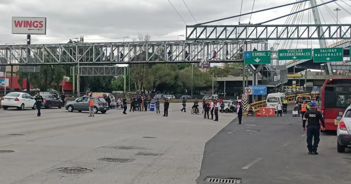bloqueo-aeropuerto-cdmx