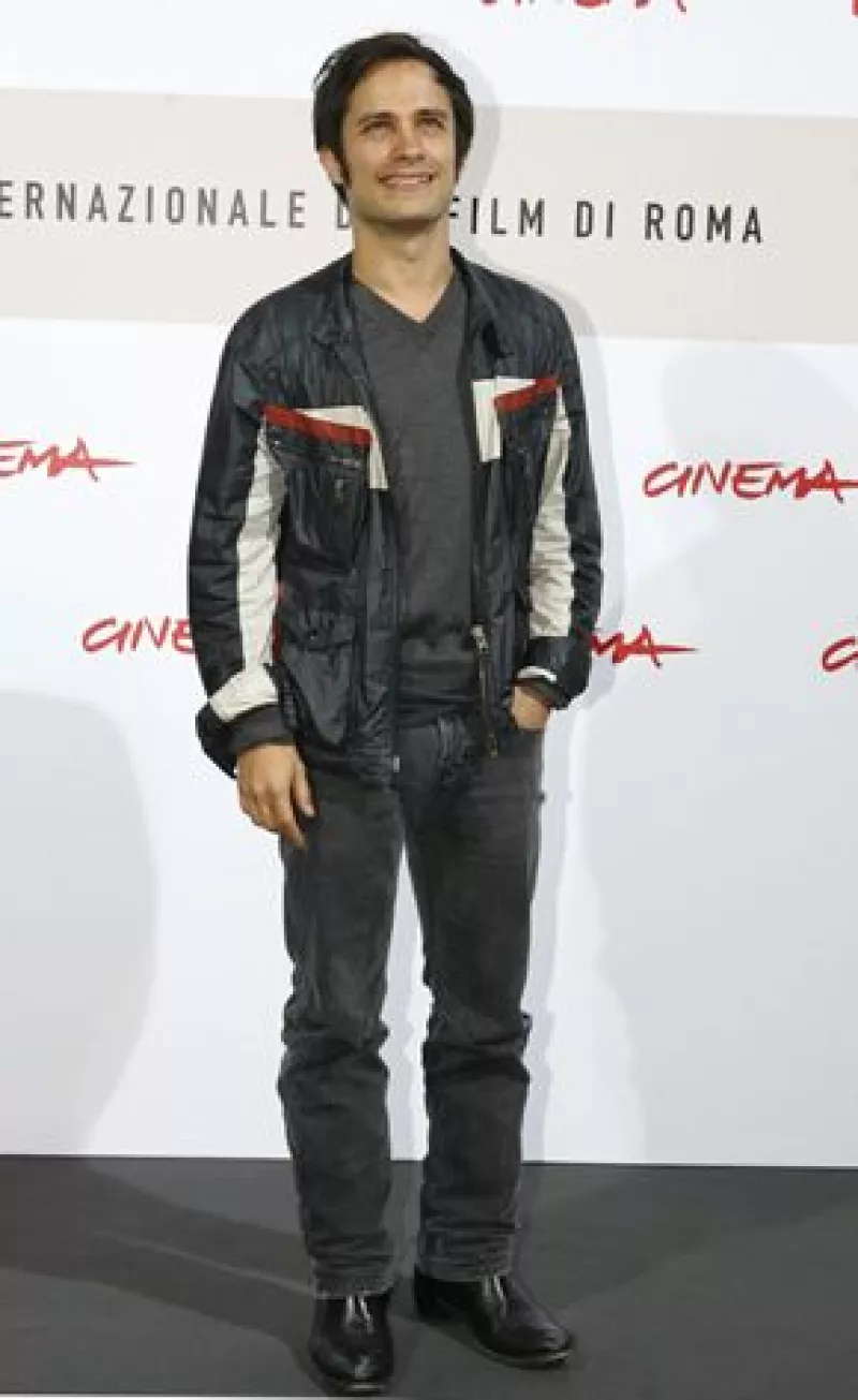 Para el actor mexicano fue todo un reto y un honor participar como uno de los directores de la película ‘8’.