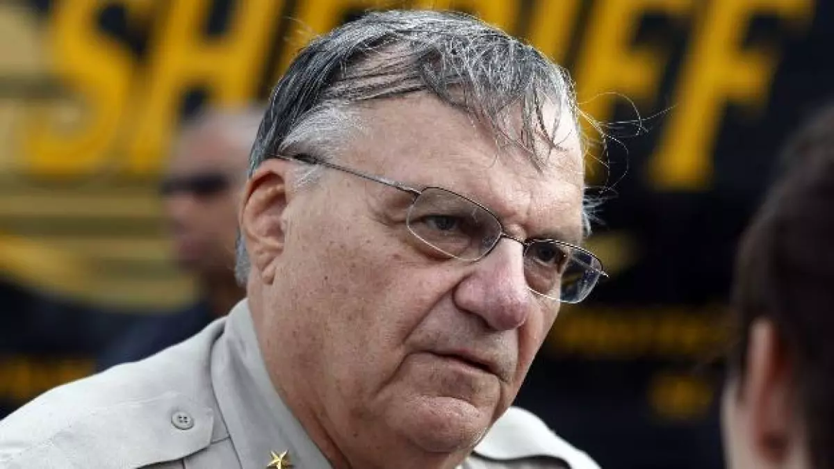 Joe Arpaio en entrevista con medios