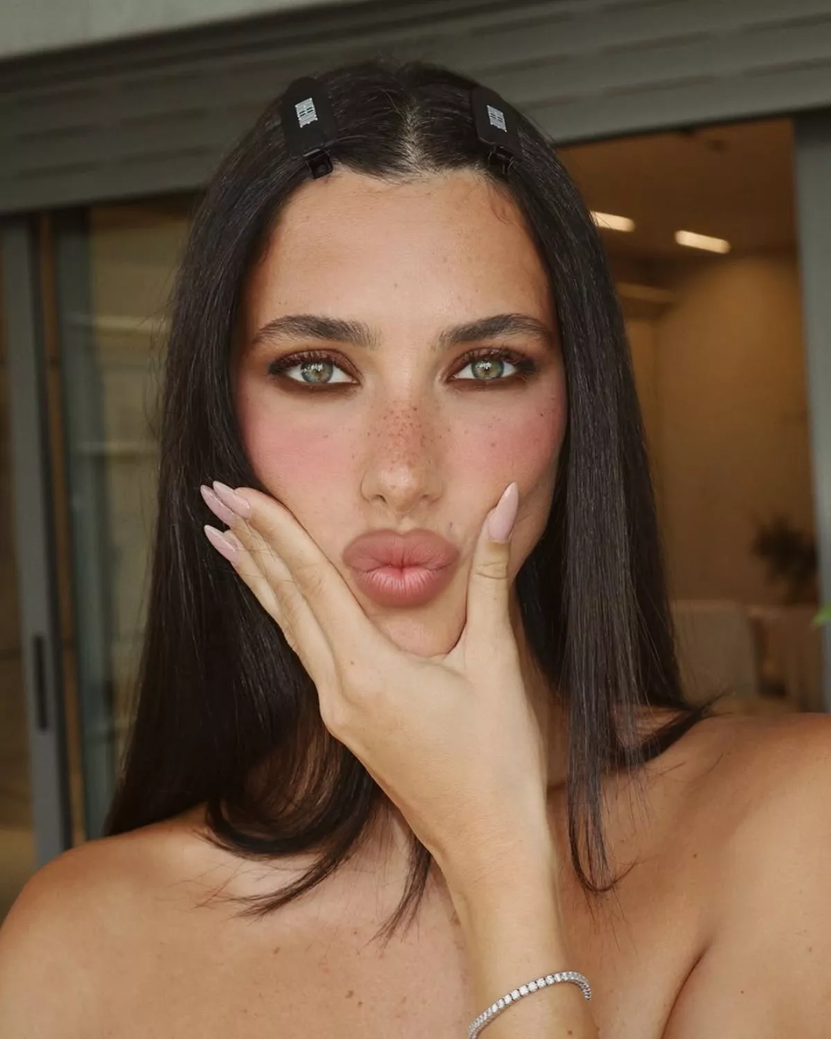 Bronzed makeup look.jpg