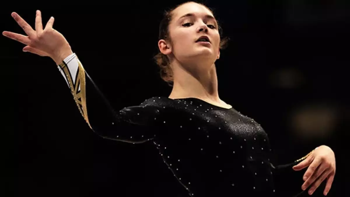 jennifer pinches-gimnasta
