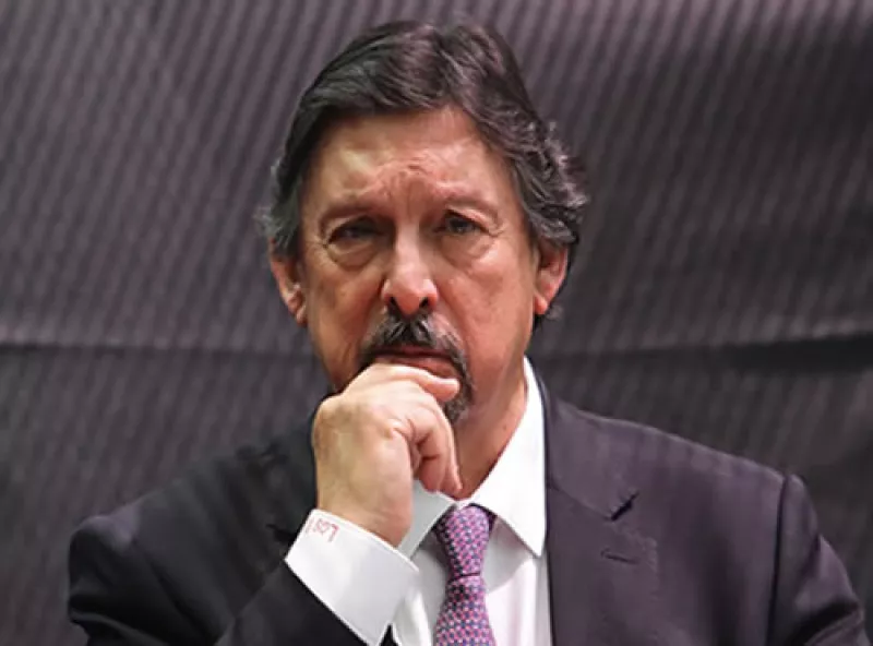 Napole�n G�mez Urrutia