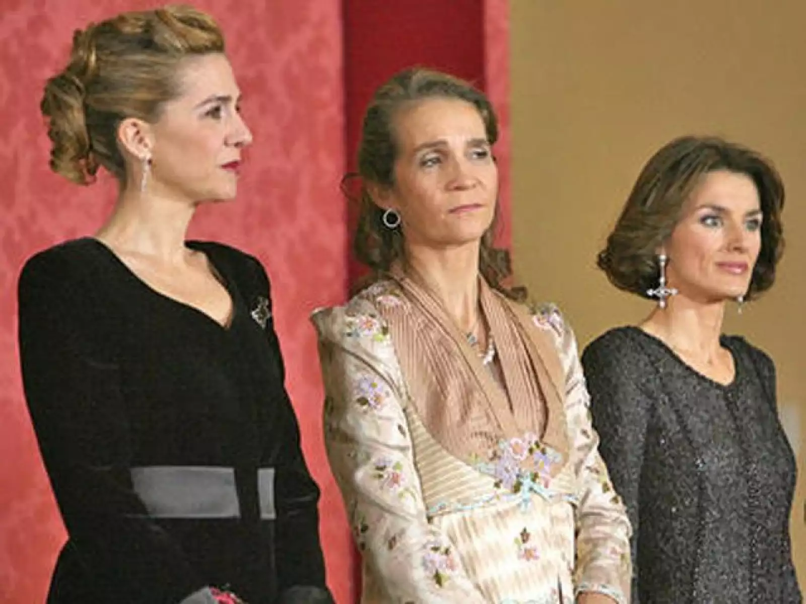 El 9 de enero de 2008 doña Letizia acudió junto a las infantas al 70 cumpleaños del Rey, que por primera vez celebró su aniversario con una recepción en el palacio de El Pardo, donde reunió a cuatrocientos sesenta y dos invitados.