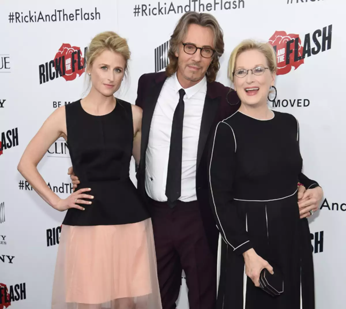 Mery Streep con su hija Mamie, quien es su viva imagen, y Rick Springfield.