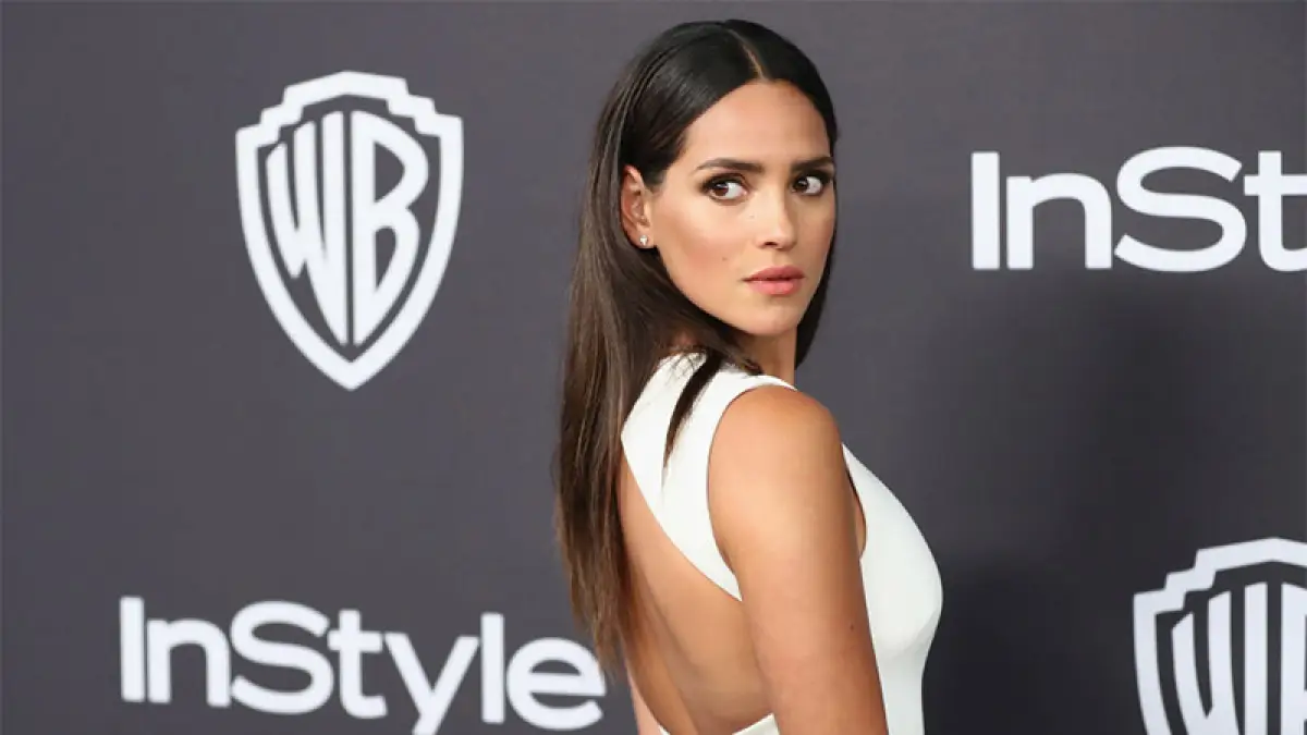 Adria Arjona 