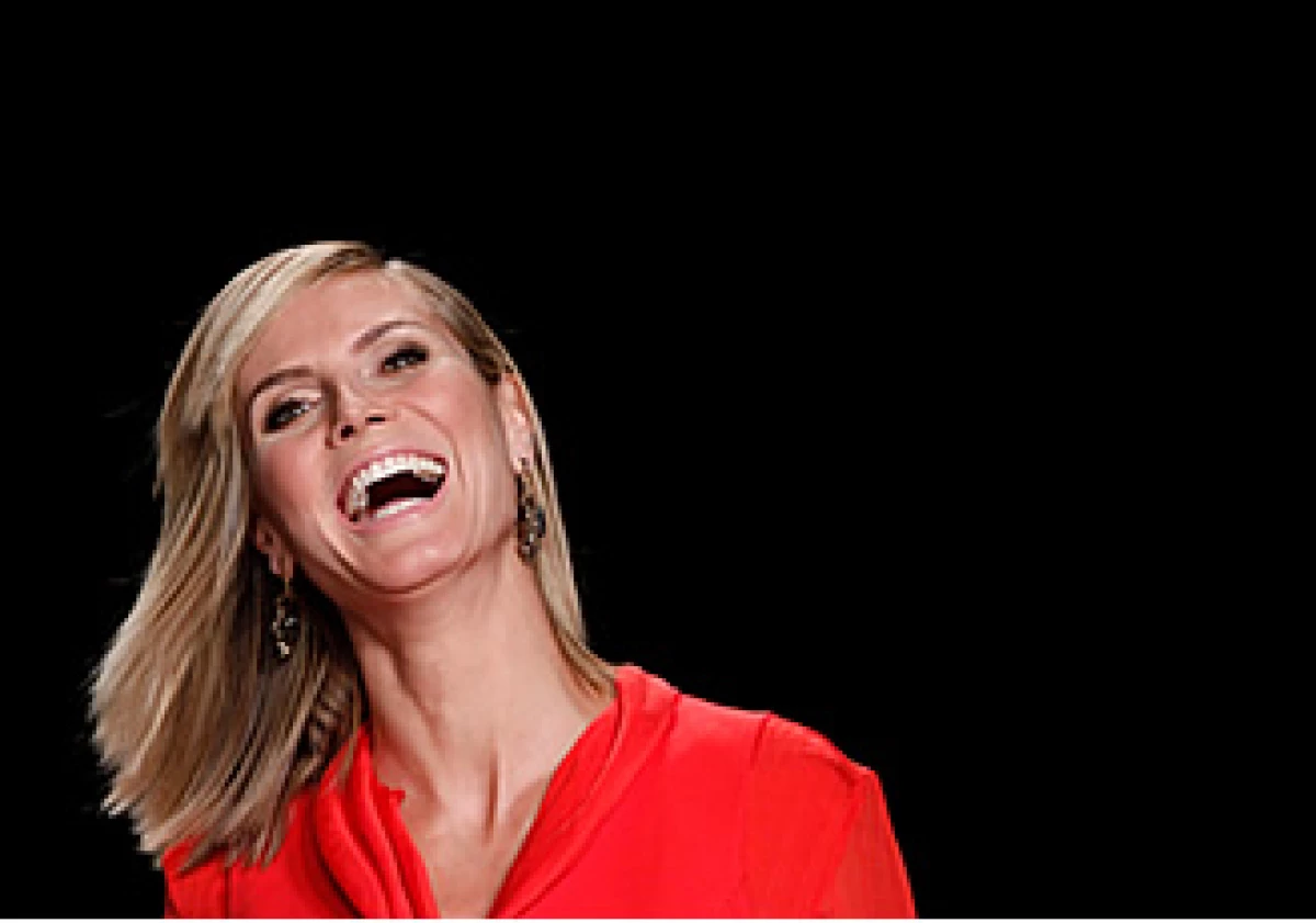 La modelo Heidi Klum participó en el evento de moda en Nueva York. (Foto: Reuters)