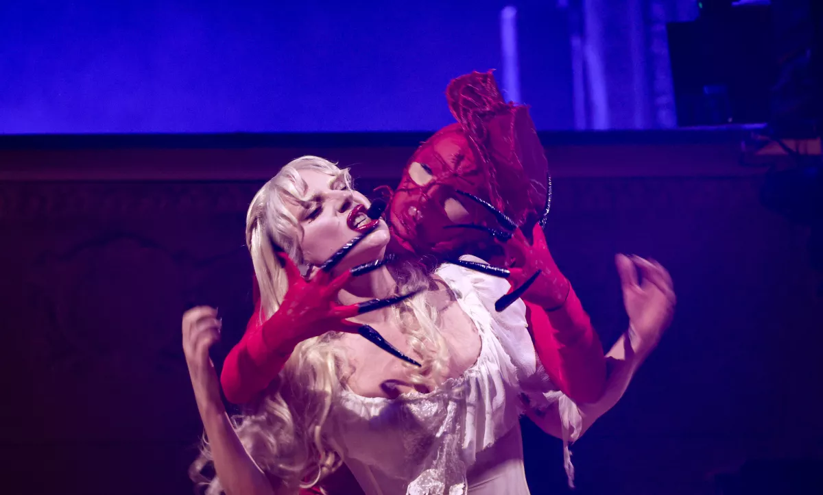 Lady Gaga presentó su tour ¡VIVA LA MAYHEM! en la Ciudad de México