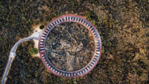 Espacio Escultórico (Roberto Hernández)