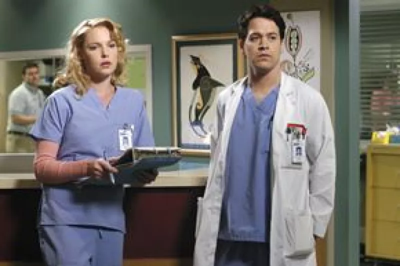 Los actores Katherine Heigl y T.R. Knight decidieron ya no formar parte de la famosa serie de televisión.