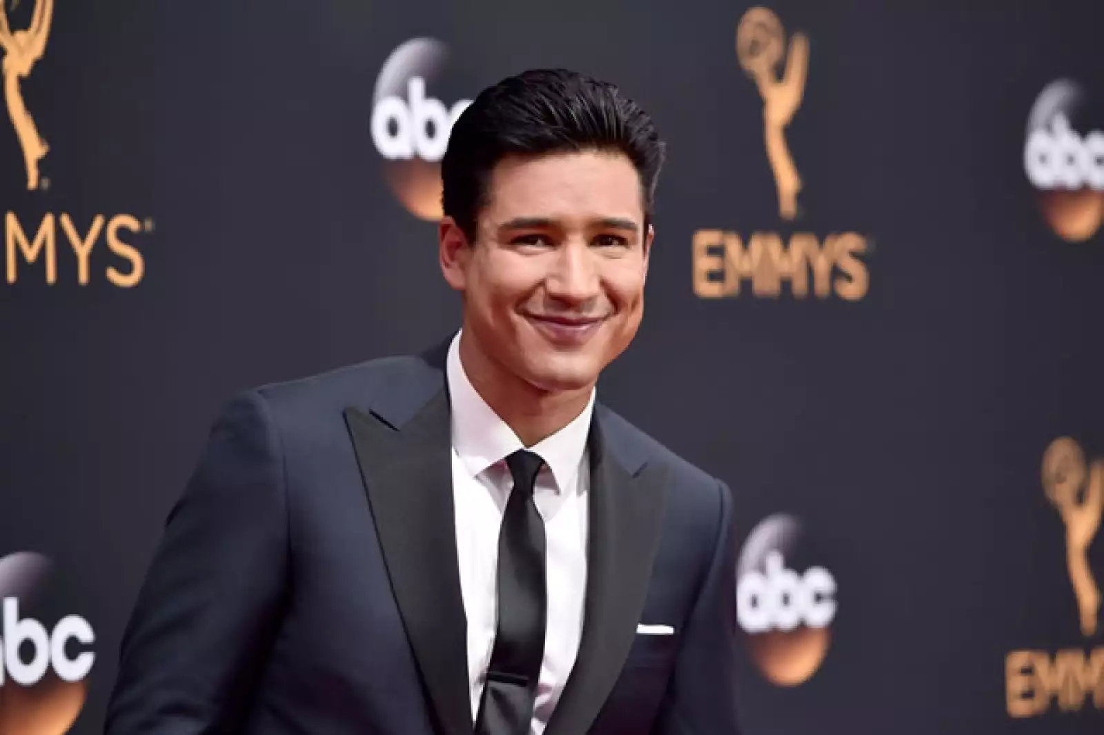Mario Lopez.