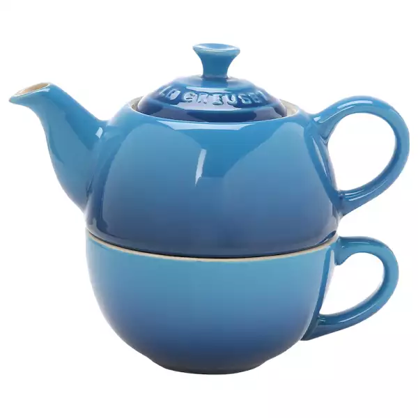 Life and Style Le Creuset 2.jpg