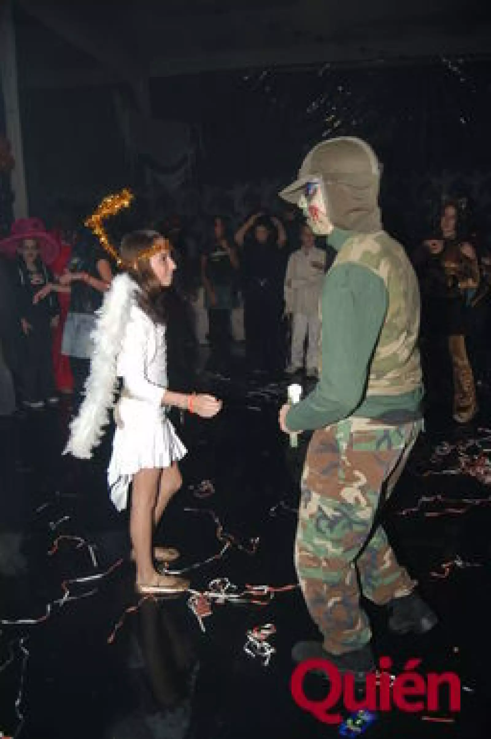 Raúl Mauser, Daniela Hernández