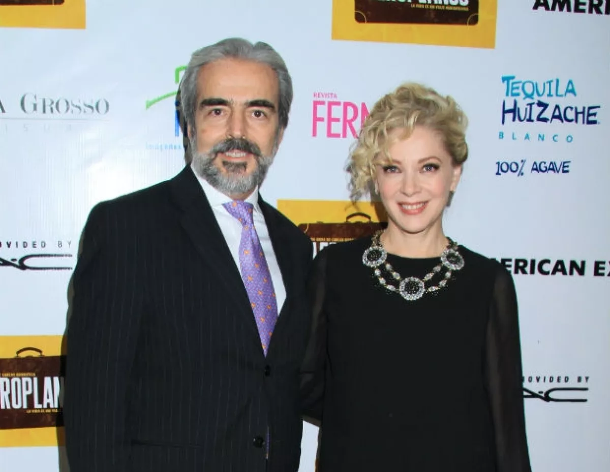 Edith González y Lorenzo Lazo sufrieron un asalto este domingo en la capital mexicana.