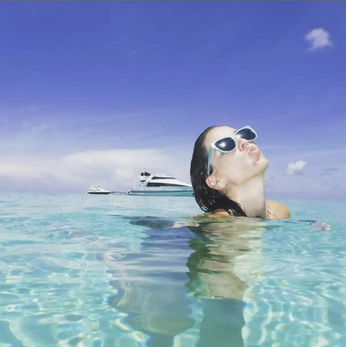 Las Bahamas es el lugar que la conductora y su esposo Martín fuentes eligieron para vacacionar con sus hijas.