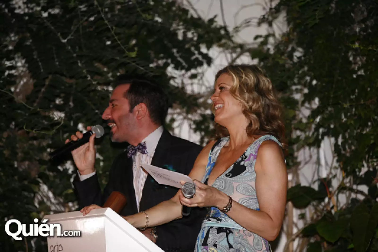 Guillermo Martínez,Rebecca de Alba