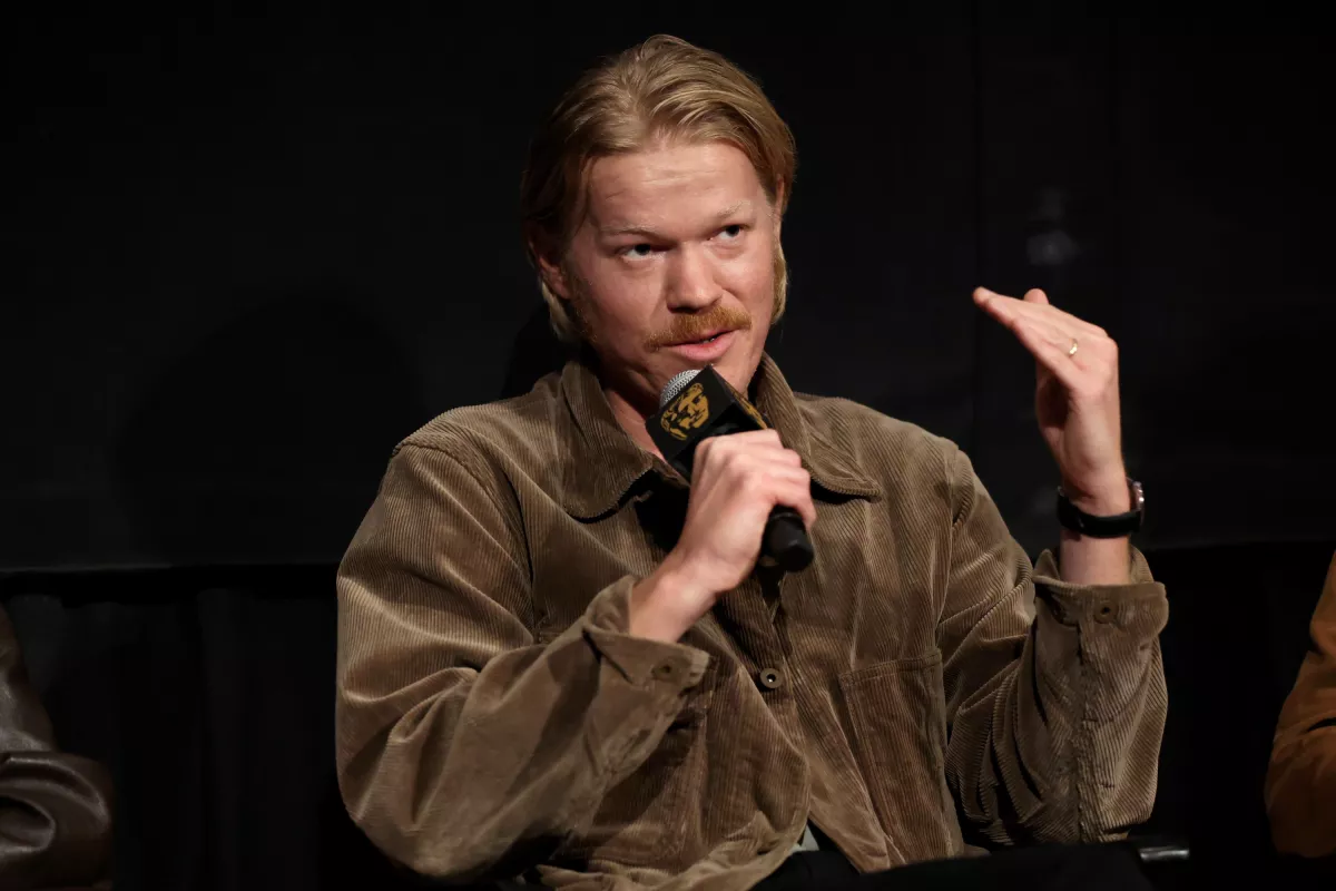 Jesse-Plemons