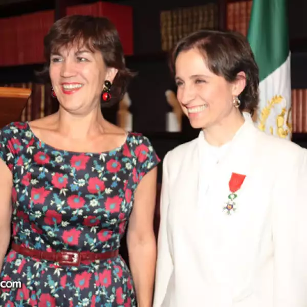 Elisabeth Beton,Carmen Aristegui