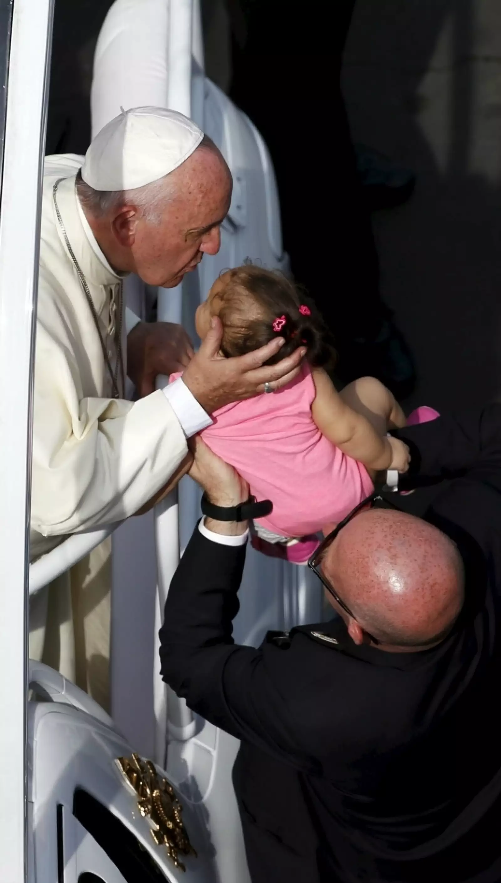 papa francisco cuba santiago gale