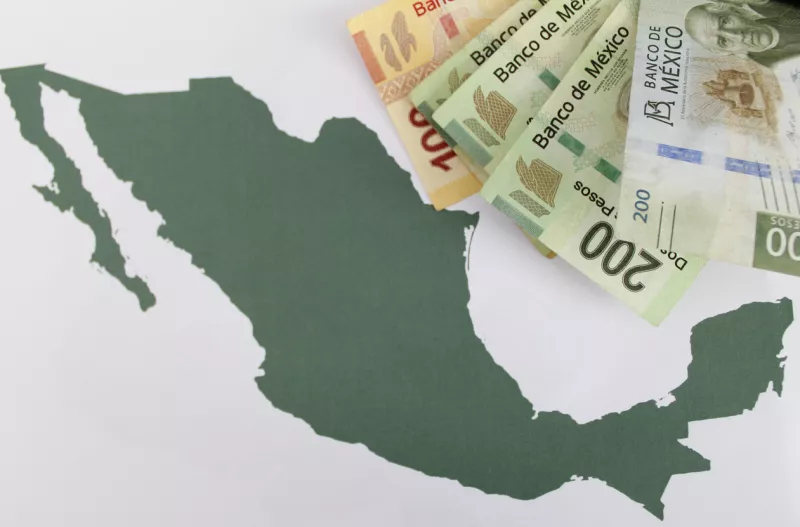 El reto del SAT: México no está en el top la OCDE de países con más recaudación de impuestos en América Latina 
