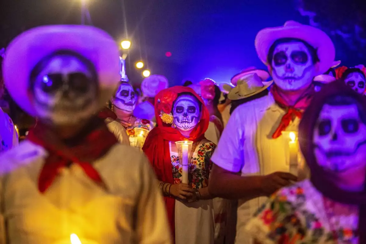 Día de muertos en México: así es como se celebra en distintas partes del país, con ofrendas hasta exhumaciones