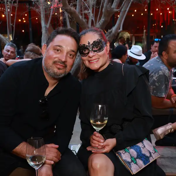 César Puga y Adriana Ávila