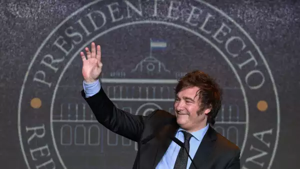 Javier Milei llama ignorante a AMLO; esto dijo del presidente