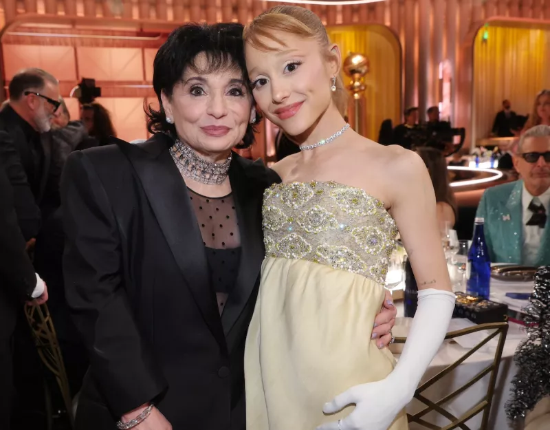 ariana grande y su mamá