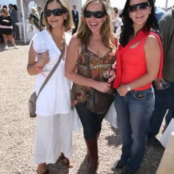 Monica Cortazar, Emma Acosta, Alejandra Barrios