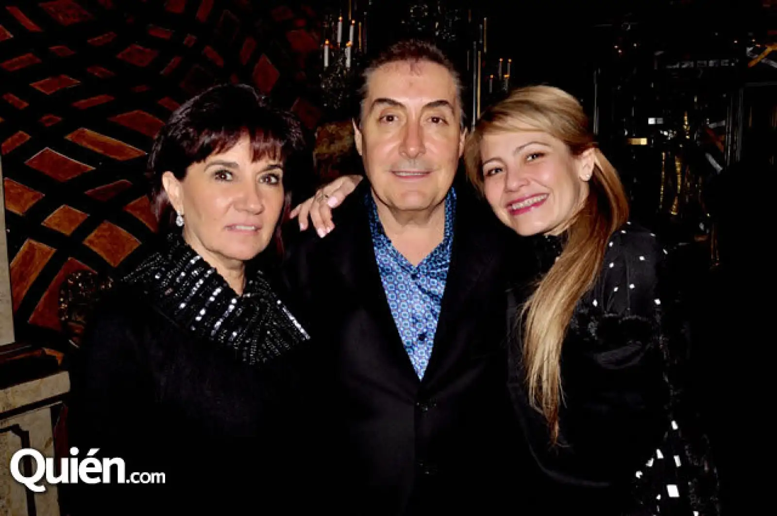 Irma Reyes de Saenz, Horacio Saenz y Maribel Garza