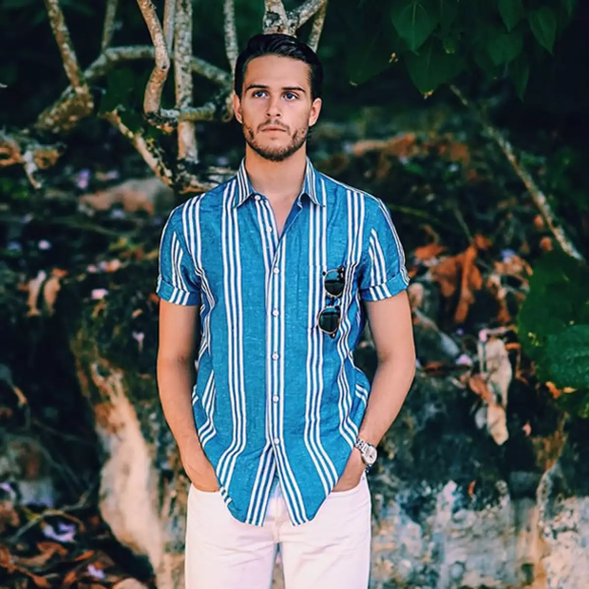 Adam Gallagher tiene más de 1.2 millones en Instagram.