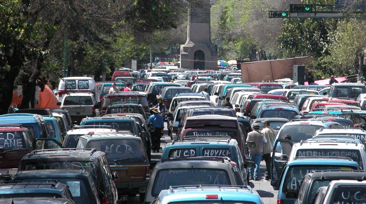 México prepara la regularización de autos chocolate