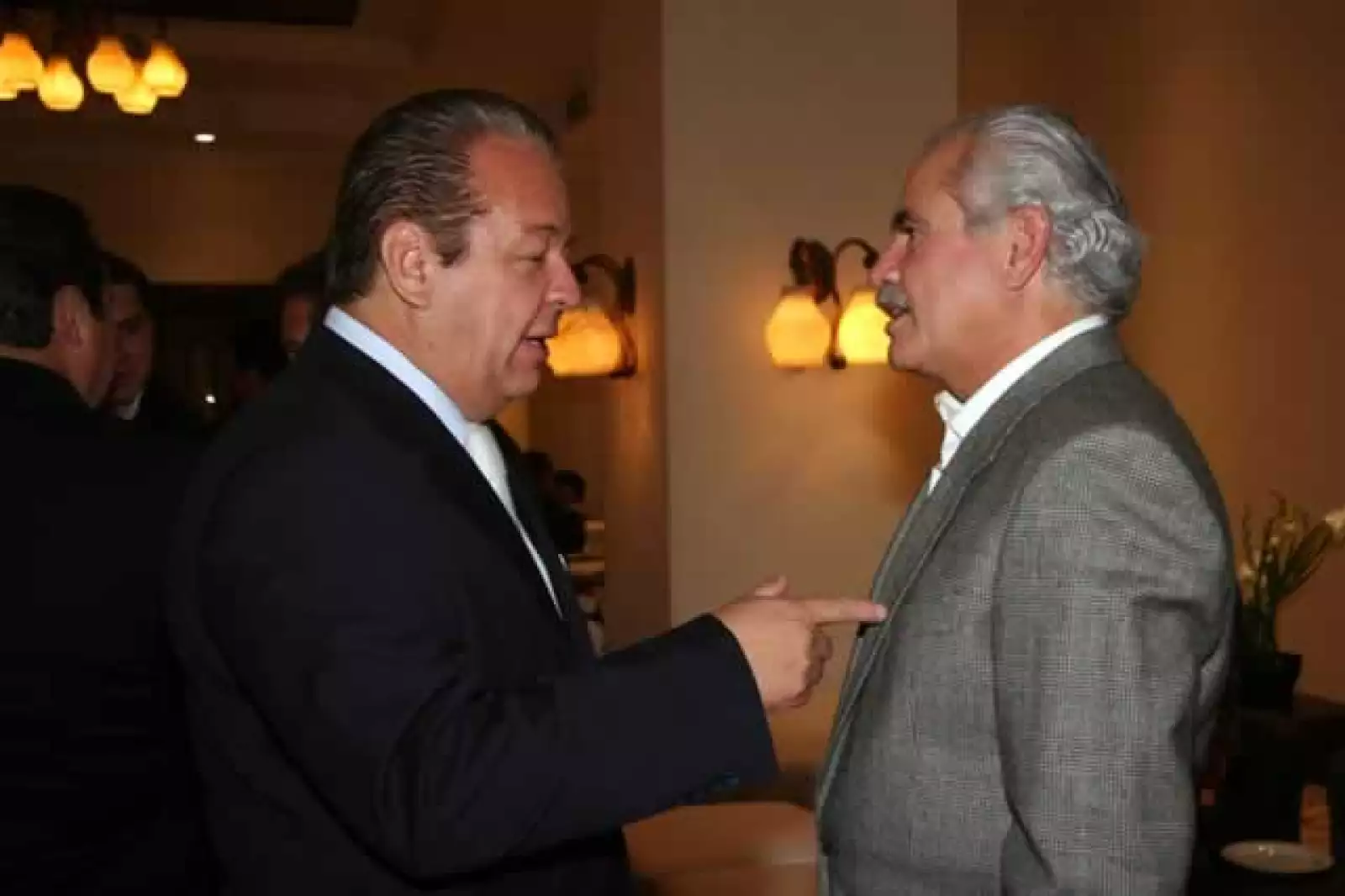 Premio Anáhuac a Laura Barrera Fortoul (Directora General DIF Edo. de México)