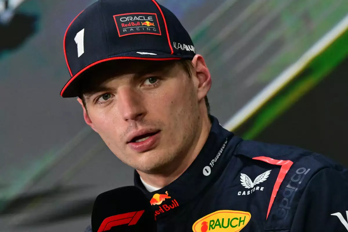 Max Verstappen logra la pole en el Gran Premio de Arabia Saudita