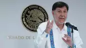 Abuchean a Gerardo Fernández Noroña en Congreso del PT