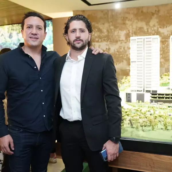 Abraham Villanueva y Juan Carlos Villela 