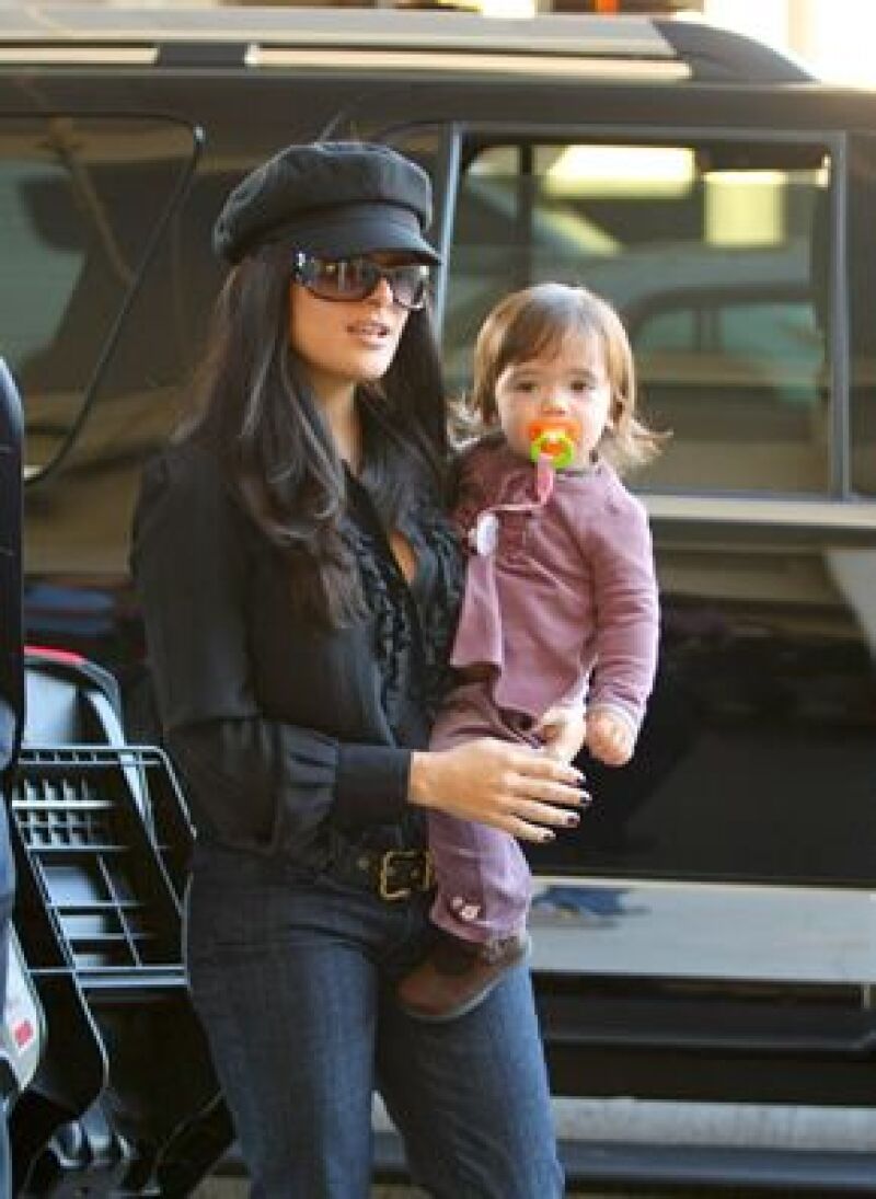 La hija que Salma Hayek tiene con Francois-Henri Pinault, su ahora esposo, tiene asegurado su futuro ya que por derecho recibirá un tercio de la fortuna de la familia Pinault.