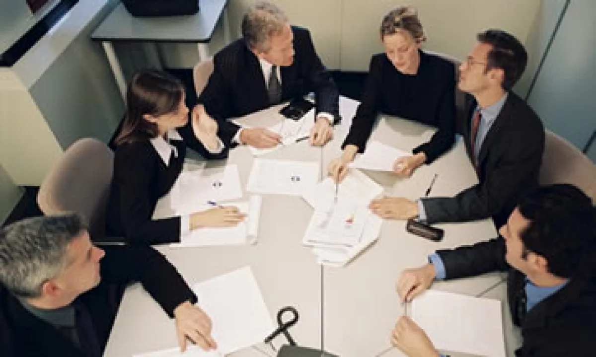 Contar con una estructura corporativa permite que el negocio se mantenga aún si el fundador quiere retirarse: Deloitte. (Foto: Thinkstock)