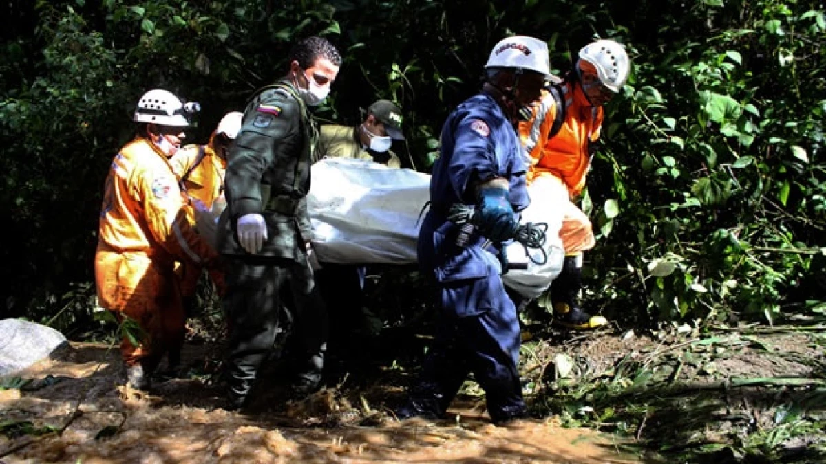 Una avalancha en la ciudad de Manizales mató a 20 personas