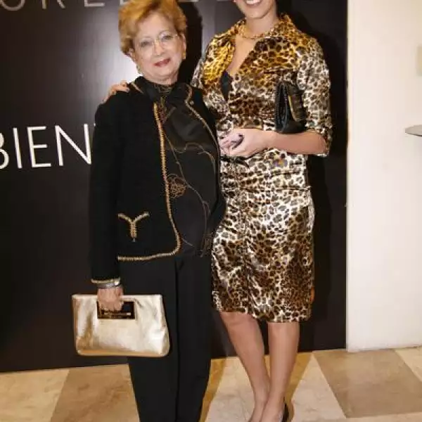 Teresa González,Shahpary Pulido