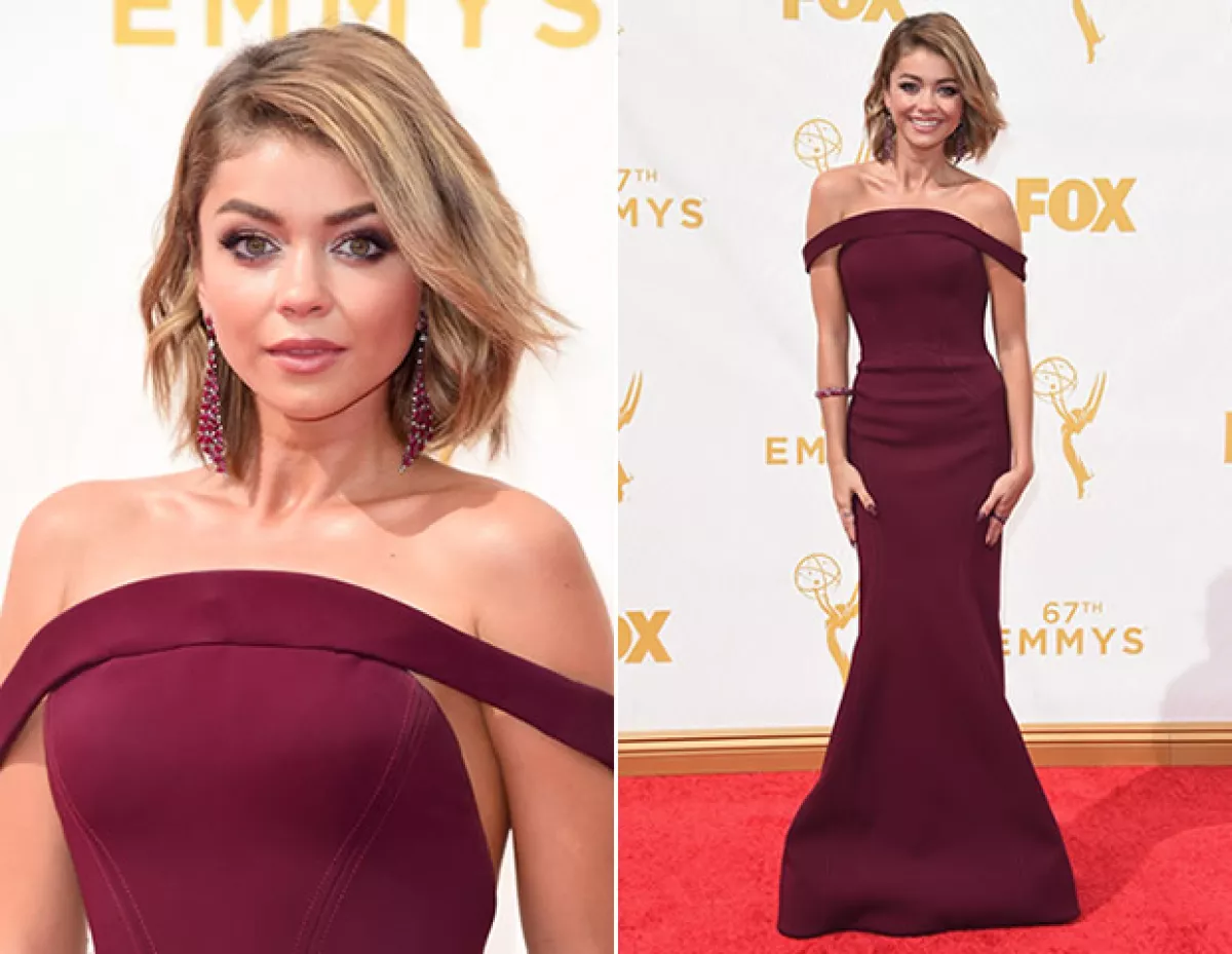 Sarah Hyland llevó un vestido de Zac Posen fall winter 2015.