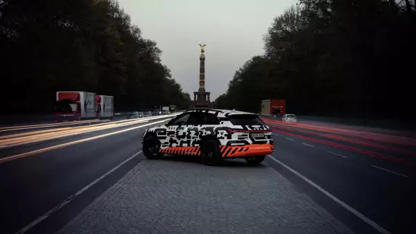 Audi e-tron ptorotype